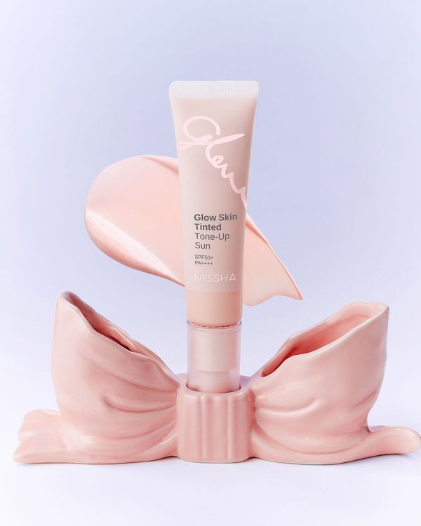 Missha Glow Skin Tinted SPF50+ PA++++